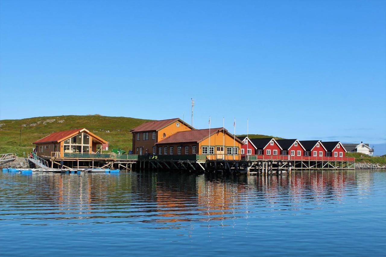 Adventure Camp Mehamn Hotel Exterior photo